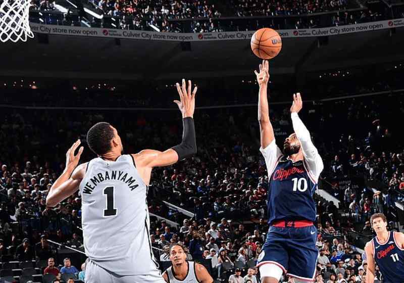  交易背后的残酷真相：哈登与加兰互换真的是双赢吗？ 体育新闻