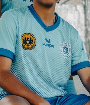 OpenAI年化营收突破250亿美元较Anthropic领先优势正在缩小 新闻