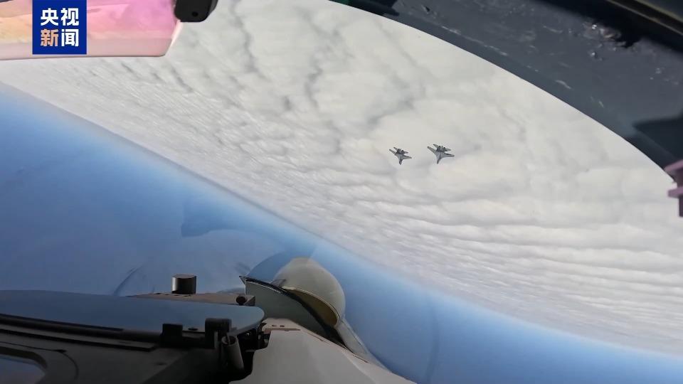  视频丨强强对抗→强强联手 东部战区多兵种“聚合”练兵 新闻 视频丨强强对抗→强强联手 东部战区多兵种“聚合”练兵 新闻