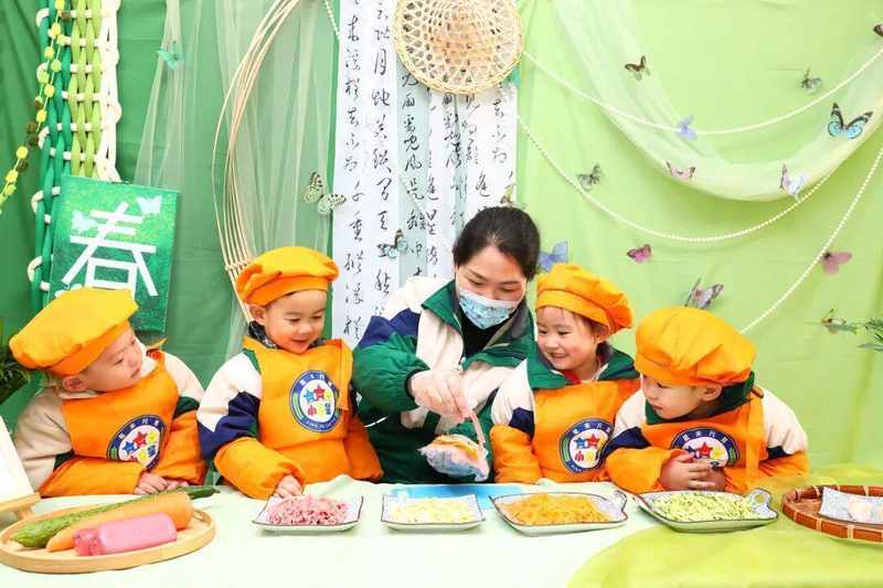  民生记者会传递温度，新意诚意暖意交织，百姓关切得到真切回应。 新闻 民生记者会传递温度，新意诚意暖意交织，百姓关切得到真切回应。 新闻