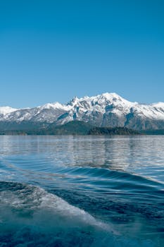 从单一滑雪到多元度假；南北联动激发新动能；服务科技双轮驱动。