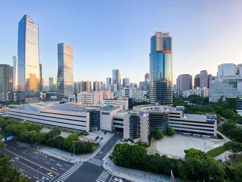  中兴通讯年度报告亮相；AI战略全面落地；算力终端协同突破。 IT技术 中兴通讯年度报告亮相；AI战略全面落地；算力终端协同突破。 IT技术