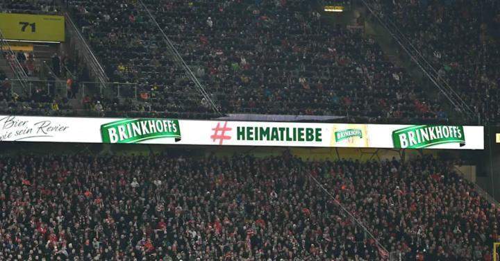  赛场秩序与球迷激情碰撞；多特警方亮出视频证据，揭示事件真相。 体育新闻 赛场秩序与球迷激情碰撞；多特警方亮出视频证据，揭示事件真相。 体育新闻