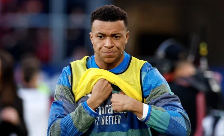  队报披露细节，姆巴佩膝伤未愈仍将随法国队赴美；商业因素主导行程，世界杯备战成首要考量。 体育新闻 队报披露细节，姆巴佩膝伤未愈仍将随法国队赴美；商业因素主导行程，世界杯备战成首要考量。 体育新闻