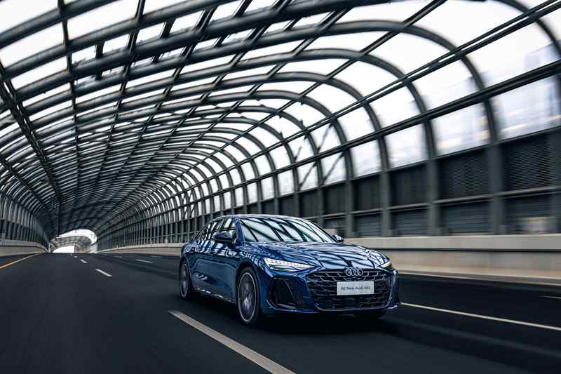  奥迪A6L全新换代来袭；PPC平台赋能动感造型，智能座舱与混动系统显著优化。 汽车科技