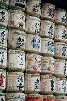  啤酒主业稳健前行；白酒业务深度调整；华润啤酒战略布局解析。 股票财经 啤酒主业稳健前行；白酒业务深度调整；华润啤酒战略布局解析。 股票财经