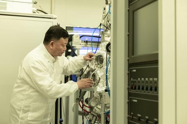  上海科创舞台上，资深教授与青年博士并肩获誉；2026创赛启动，吸引全球创新力量汇聚。 IT技术 上海科创舞台上，资深教授与青年博士并肩获誉；2026创赛启动，吸引全球创新力量汇聚。 IT技术