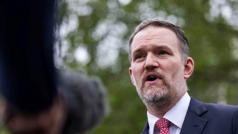  【深度】从关税威胁到外交博弈：解析美中伊三角关系的底层逻辑 新闻