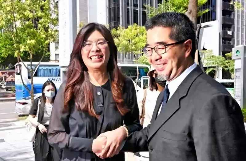  【独家揭秘】十五年封存档案：一场关乎政治诚信的经典案例解析 新闻