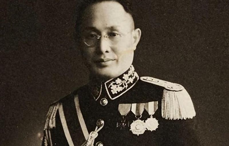  政治精算师的权力迷途：何应钦三次抉择背后的历史教训 新闻