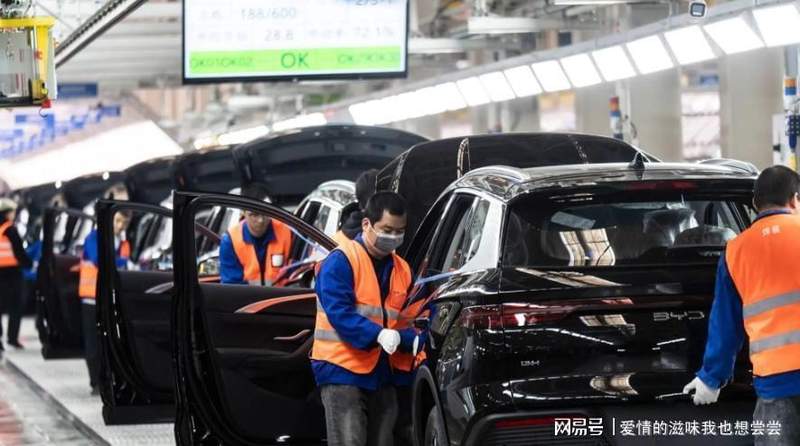  技术跃迁的底层逻辑：从追赶者到定义者的中国方案深度拆解 IT技术