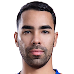  防守体系的博弈：大连英博如何封死山东泰山的进攻空间 体育新闻