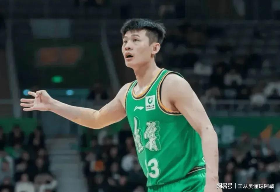  辽宁71-76浙江败局复盘：四次失误背后的战术失衡与调整路径 体育新闻