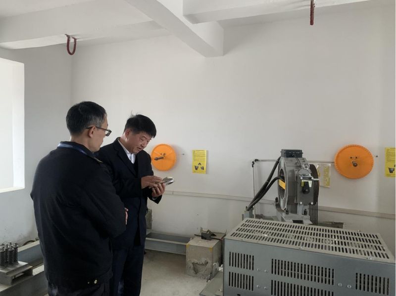 一部电梯引发的信任危机：普通市民如何撬动监管升级