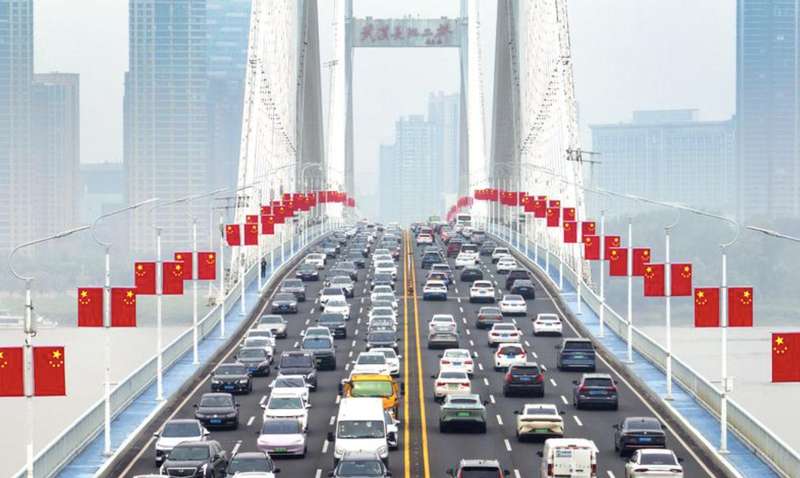 当科技遇见春天:两会通道上那些让平凡人热血沸腾的瞬间 新闻 当科技遇见春天:两会通道上那些让平凡人热血沸腾的瞬间 新闻 当科技遇见春天:两会通道上那些让平凡人热血沸腾的瞬间 新闻